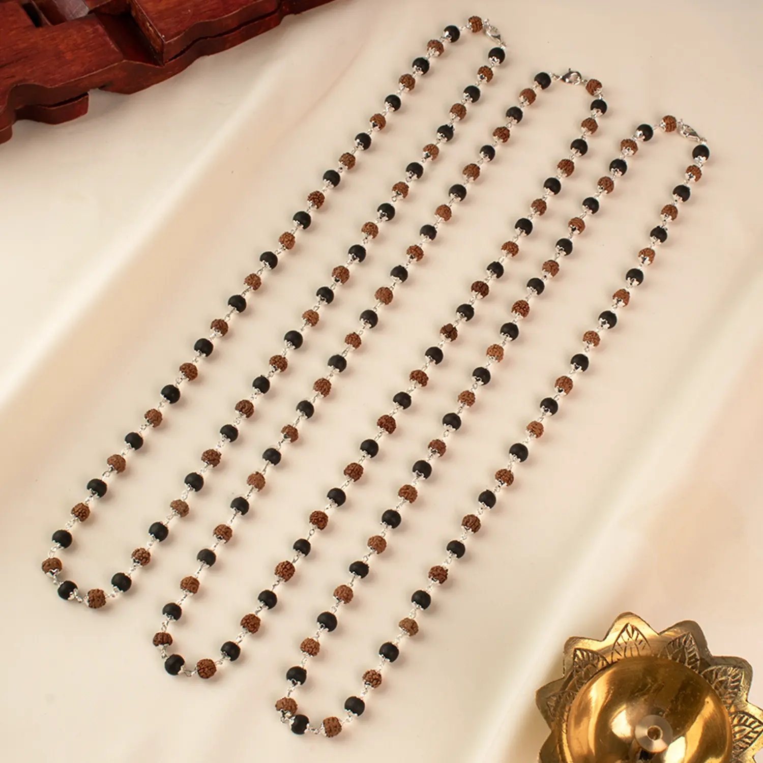 Divya Raksha Rudraksha & Karungali Mala with Silver Capping - Image 12